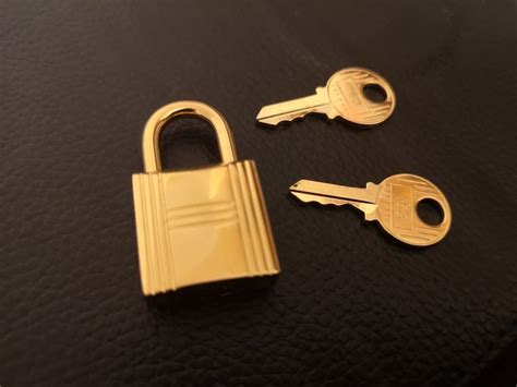 hermes kelly padlock|Hermes lock replacement.